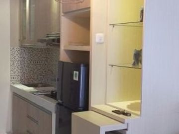 Disewa Apartemen Puncak Dharmahusada Full Furnish B, Lantai 21, Surabaya Timur