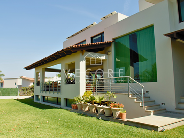 RESIDENCIA EN VENTA EN VIRREYES RESIDENCIAL, ZAPOPAN