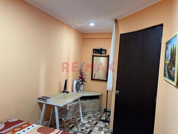 🏡✨ Alquiler De Amplio Departamento Amoblado En San Martín De Porres ✨🏡