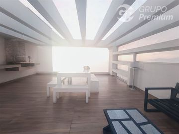 Vive Frente al Mar en Exclusivo Penthouse Amoblado