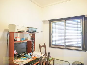 CHALET EN VENTA 5 AMBIENTES MORENO SUR