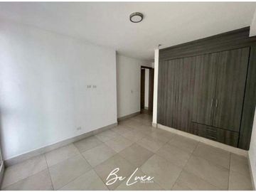 VENTA APARTAMENTO PISO ALTO EN EL CANGREJO PH LUXOR 300  (6)