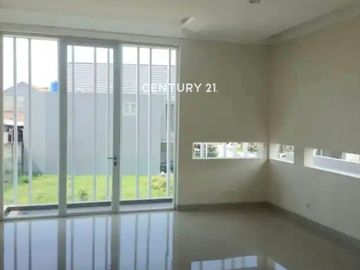 Disewakan Rumah Posisi Hook Dalam Cluster Discovery Bintaro