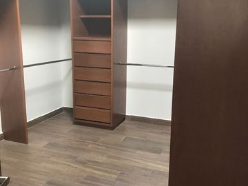 EXCELENTE CASA EN VENTA ( LA JOYA -MAGNOLIA)