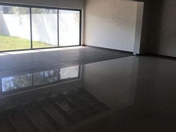 EXCELENTE CASA EN VENTA ( LA JOYA -MAGNOLIA)