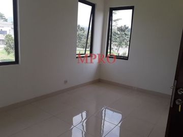 Dijual Rumah Hook Siap Huni di Cluster The Atmosphere Sentul Nirwana Sentul City