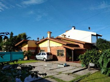 Chalet en venta en San Justo