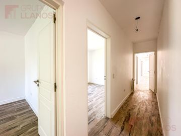 Venta de casa 3 dormitorios en Club Campos de Golf Las Praderas de Luján a estrenar