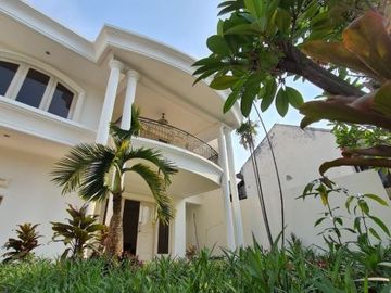 Dijual Single House di Cilandak Kondisi Semi Furnished & Private Poll! HSE-A0631