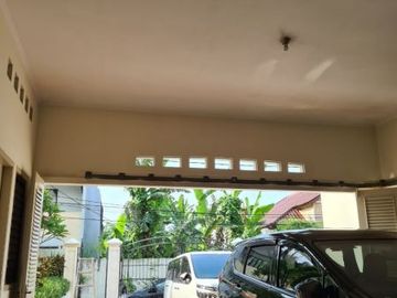 Dijual Single House di Cilandak Kondisi Semi Furnished & Private Poll! HSE-A0631