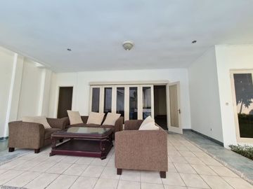 Dijual Single House di Cilandak Kondisi Semi Furnished & Private Poll! HSE-A0631