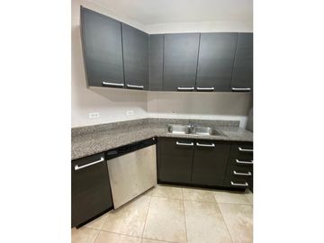 SE VENDE APARTAMENTO EN PH COUNTRY CLUB - PLAYA CORONADO