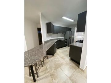 SE VENDE APARTAMENTO EN PH COUNTRY CLUB - PLAYA CORONADO