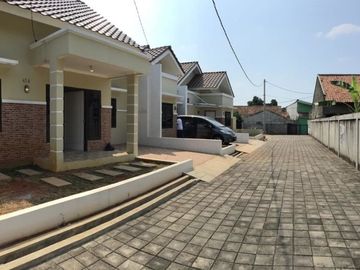 Rumah murah stok terbatas hanya 3 unit harga 790 juta di Jatiasih Bekasi