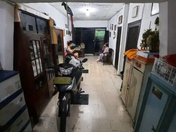 Rumah Siap Huni di Banyu Urip Wetan daerah Sawahan Surabaya