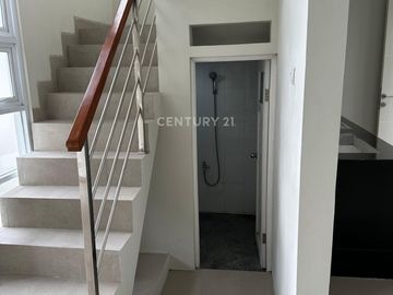 Dijual Rumah Mewah Kondisi Baru Di Pusat Kota Jogja Wirobrajan