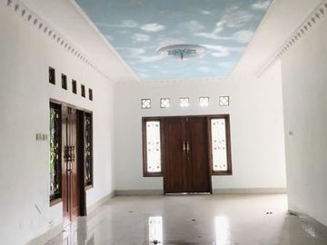 RUMAH MEWAH MODERN DI DEKAT SLEMAN CITY HALL
