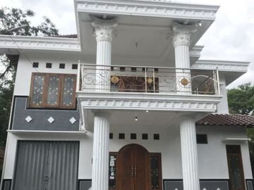 RUMAH MEWAH MODERN DI DEKAT SLEMAN CITY HALL