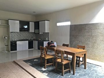Rumah Strategis di Arcamanik Dekat Antapani Cisaranten