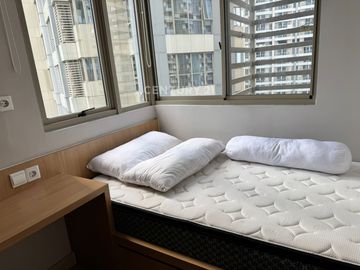 Jual Apartemen Taman Anggrek Residence Furnished
