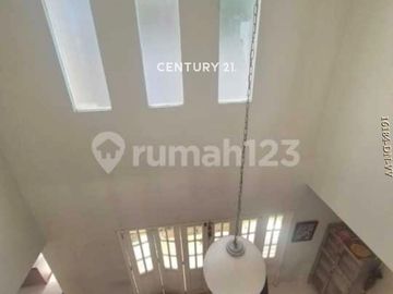 Dijual Rumah Luas Dan Nyaman Di Bintaro Jaya Sektor 9