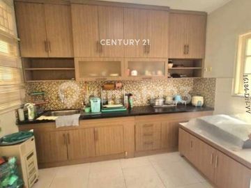 Dijual Rumah Luas Dan Nyaman Di Bintaro Jaya Sektor 9