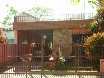 Casa en venta en Moron Sur