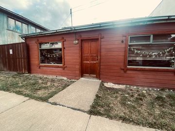 Amplia Casa en venta de 5 dorm. en Natales de 625 m2 de terr