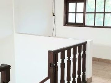 Rumah bagus modernland tangerang,SHM,siap huni,harga 2,5M
