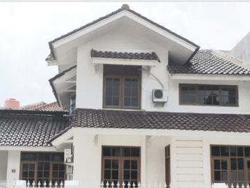 Rumah bagus modernland tangerang,SHM,siap huni,harga 2,5M