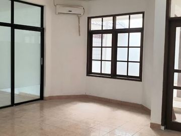 Rumah bagus modernland tangerang,SHM,siap huni,harga 2,5M