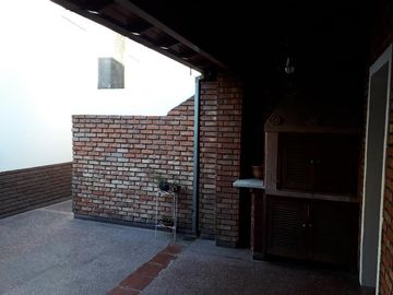 Departamento Tipo Casa en venta en Lanus Oeste