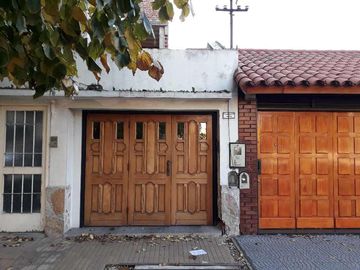 Departamento Tipo Casa en venta en Lanus Oeste