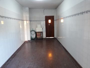 Departamento Tipo Casa en venta en Lanus Oeste