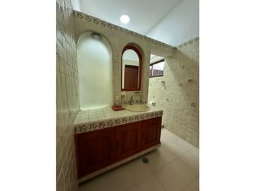 CASA EN VENTA EN UN NIVEL FRACC. FRAMBOYANES