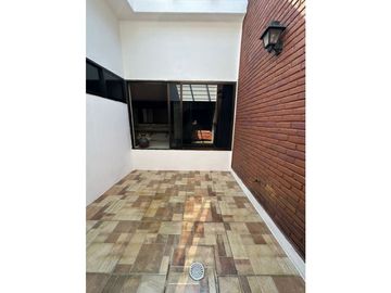 CASA EN VENTA EN UN NIVEL FRACC. FRAMBOYANES
