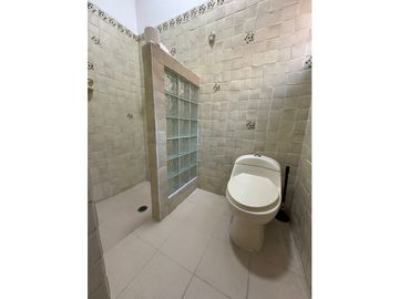 CASA EN VENTA EN UN NIVEL FRACC. FRAMBOYANES