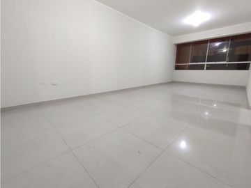 ATE LMITE LA MOLINA - VENTA DEPARTAMENTO DE ESTRENO - ÁREA 84 m2