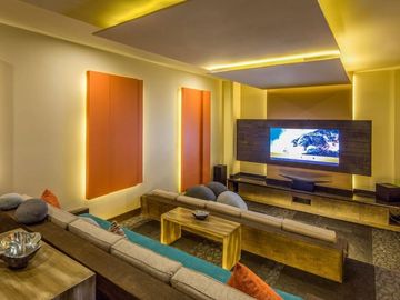 Departamento con vista al mar, en residencial de lujo con casa club y golf