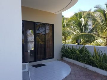 Multi-Level House with 4 Bedrooms in Labangon Area