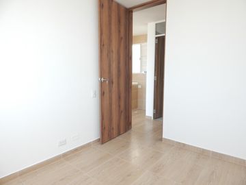apartamento en venta en ciudad mallorquin. Cod V88786