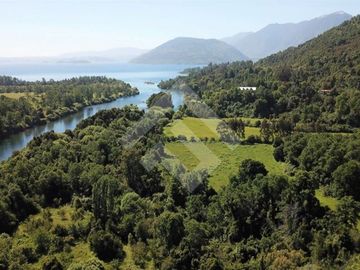 Sitio en Venta en Lago Ranco Rio Calcurrupe