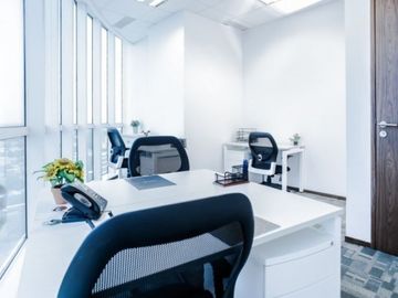 ruang kantor full furnished dengan fasilitas lengkap di CBD TB Simatupang