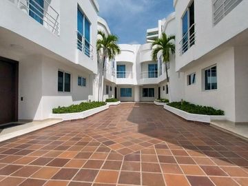 casa condominio en venta en altos de riomar. Cod V11745