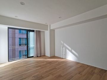 Livix - Loft en venta  con balcón