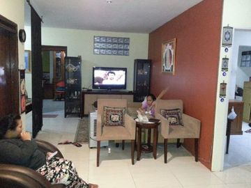 Dijual Rumah dengan Bangunan MINIMALIS di Batununggal Jelita Bandung, Sirkulasi Udara sangat OKEE