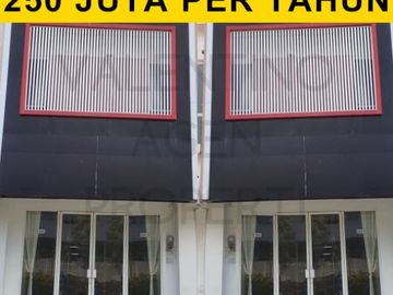RUKO Puncak Bukit Golf 4 Lantai Hadap Jalan