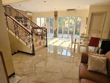 Dijual Rumah Bagus (9X20) Siap Huni Semi Furnish di The Green BSD