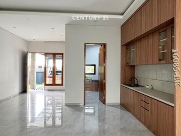 Disewakan Rumah Brand New Di Bintaro Jaya Sektor 5 Dekat STAN
