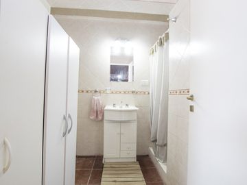 CASA 4 AMBIENTES QUINCHO BARRIO CERRADO JARDIN 2 LOTES